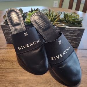 🖤 🤍GIVENCHY - Bedford  Mules
